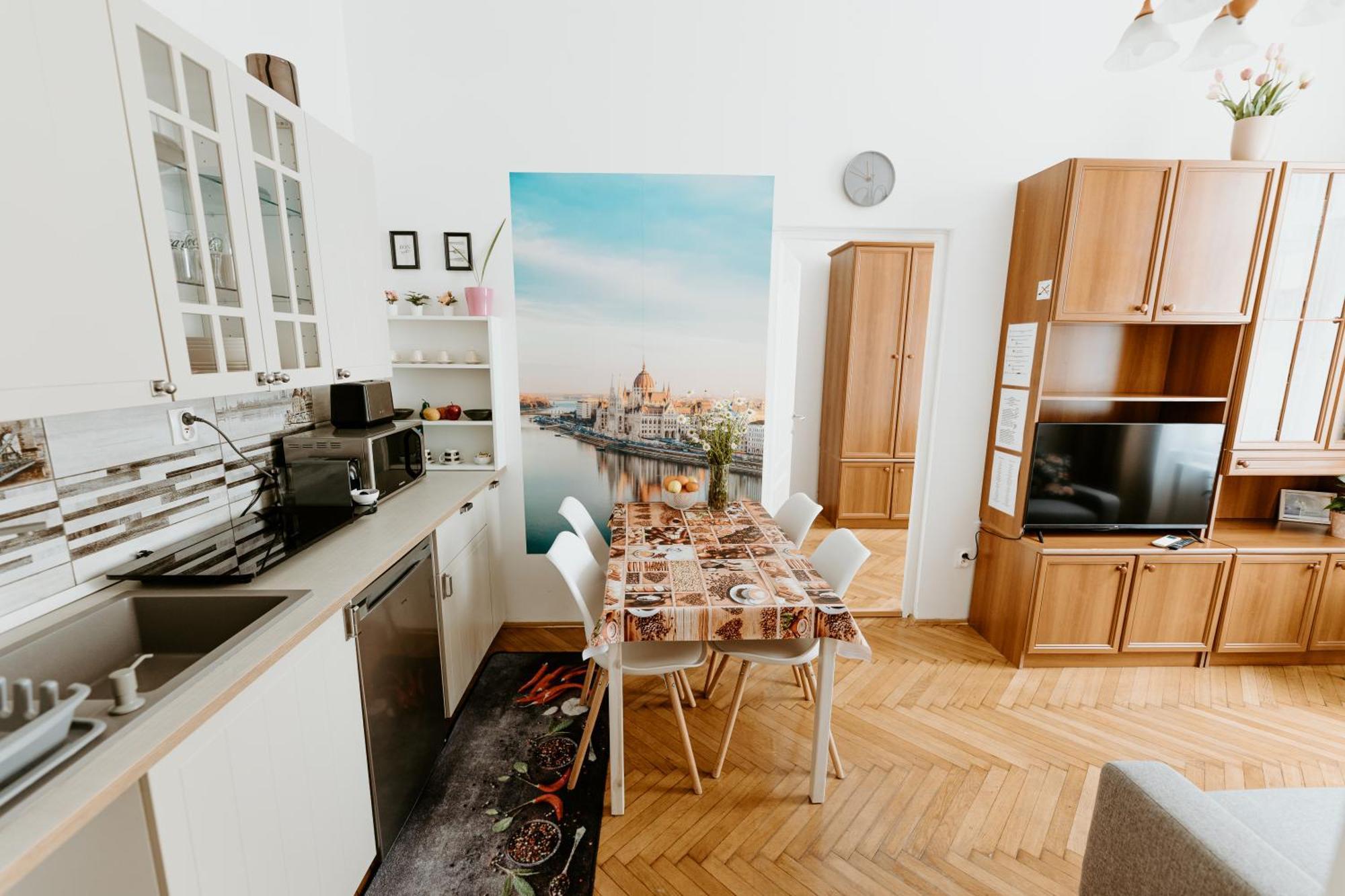 Margaret & Violet Apartments - Peaceful Stay Downtown 부다페스트 외부 사진