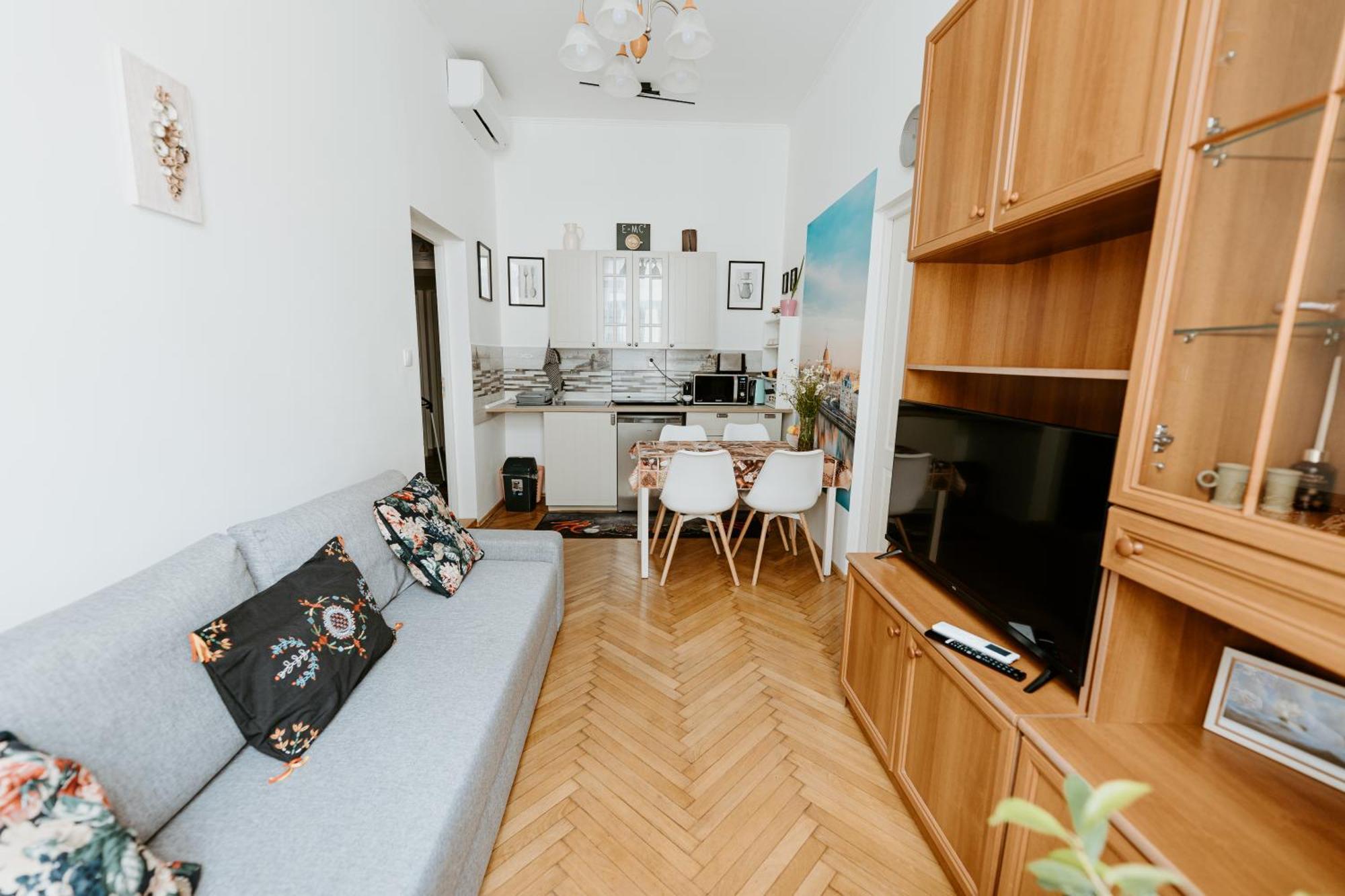 Margaret & Violet Apartments - Peaceful Stay Downtown 부다페스트 외부 사진